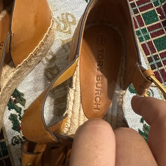 Tory Burch Tan Gladiator Sandals - Picture 4 of 4